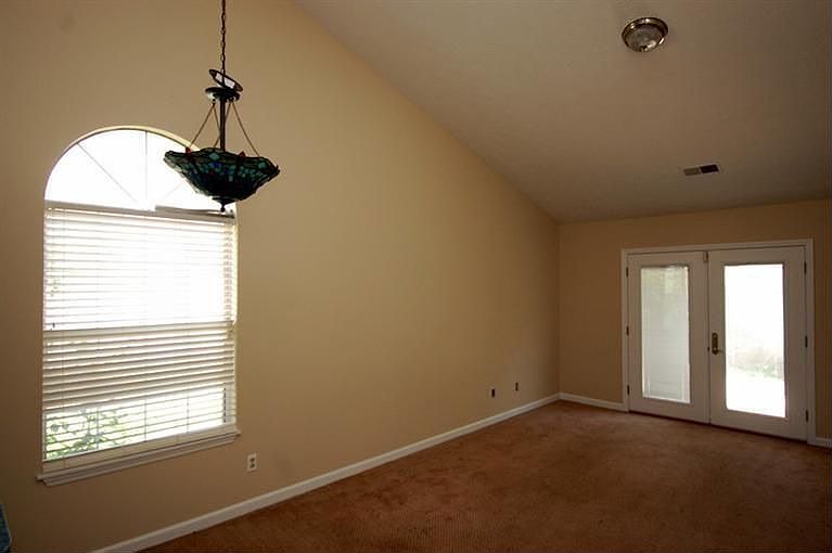 2nd image of 1216 Pleasant Ridge Dr