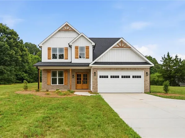 8580 Benbow Merrill Rd, Oak Ridge, NC 27310