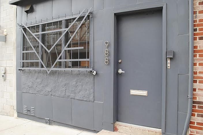 1st image of 988 N 2nd St