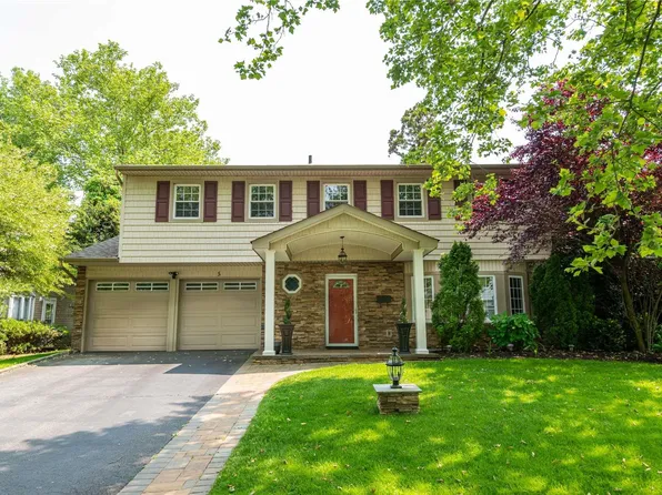 5 Valentine Drive, Albertson, NY 11507