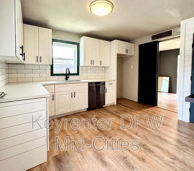 2703 Downing Ave — Photo 31