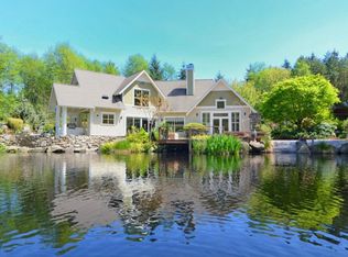 14555 NE Wild Swan Ln, Bainbridge Island, WA 98110