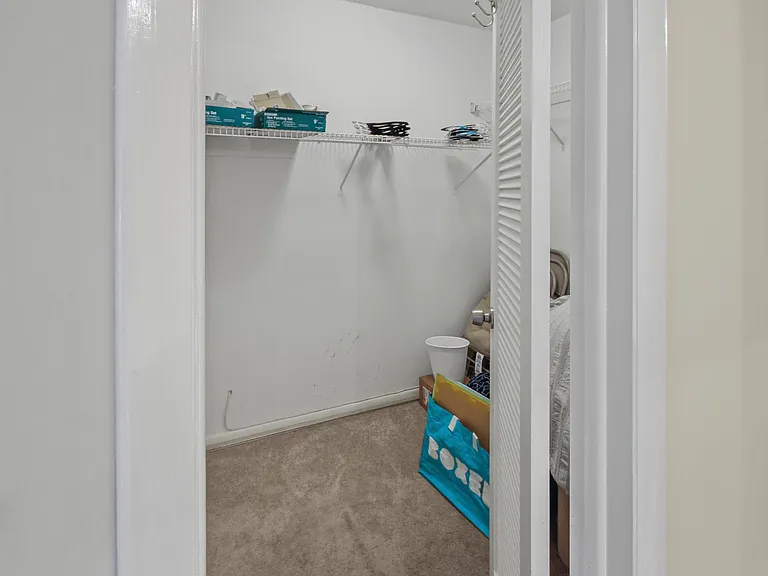 2936 Lake Shore Dr #310 — Photo 9