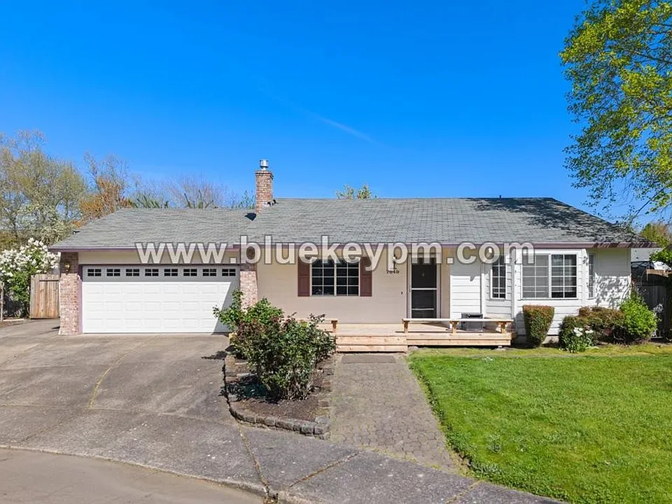 7849 SW Champion Ct