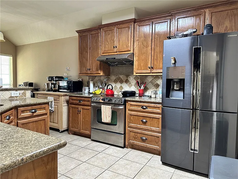 3908 Tournay Ln — Photo 6