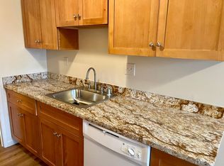 21000 Baker Rd #20, Castro Valley, CA 94546