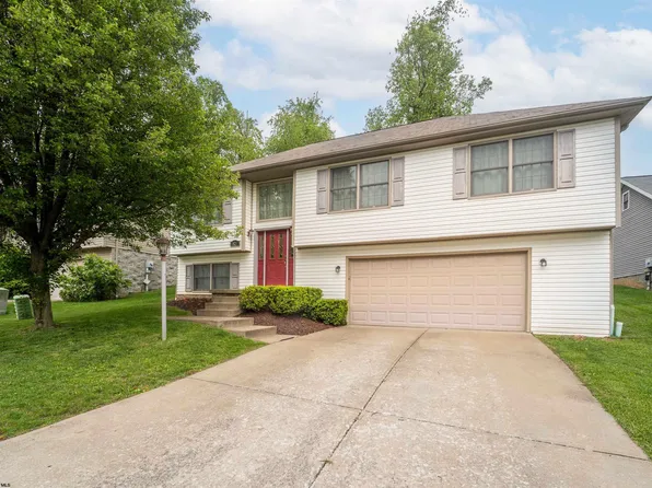 429 Arabela Ct, Morgantown, WV 26508