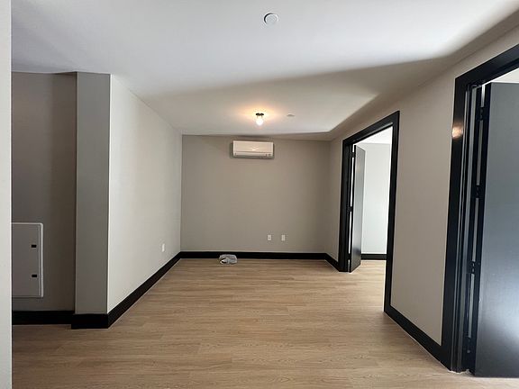 2nd image of 227 Winthrop St #4R