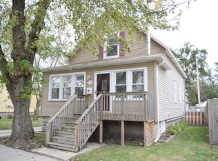 2432 Indiana Ave, Lansing, IL 60438