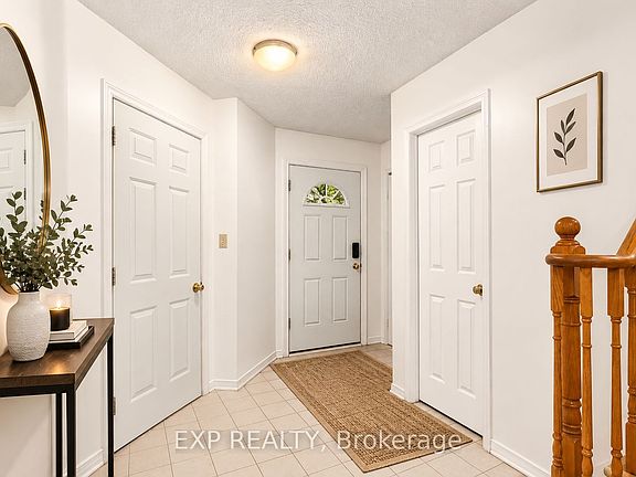 3rd image of 4365 Violet Rd