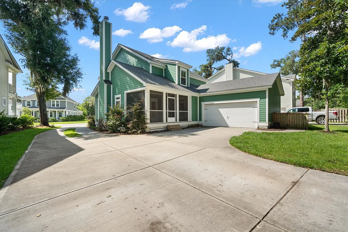 4 bed, 2778 sqft, $3,500 — Photo 3