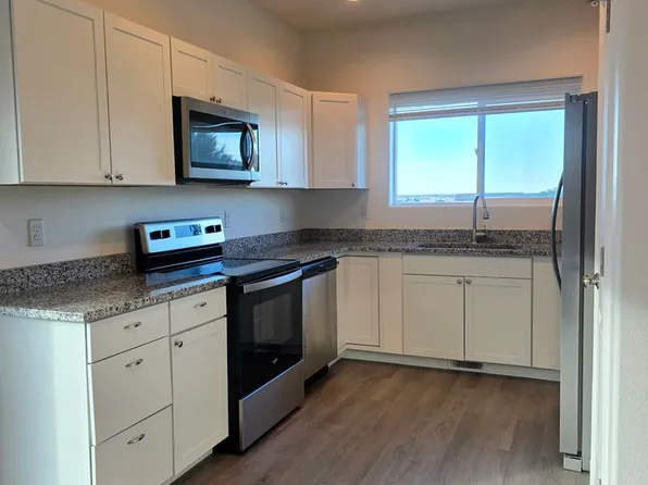 710 E Hahns Peak Ave, Pueblo, CO 81007