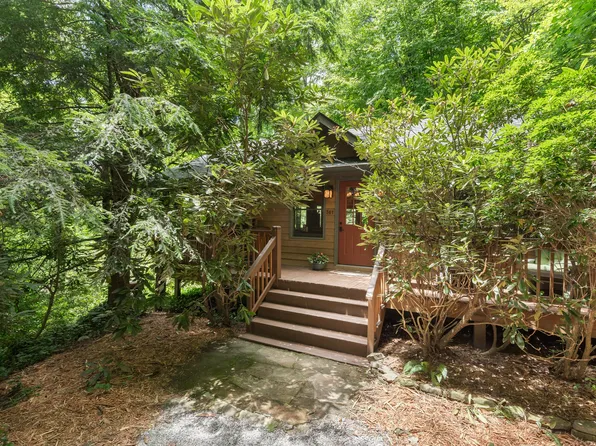 361 Wyanoak Rd, Highlands, NC 28741