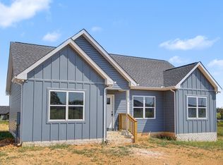 212 Dj Dr, Lafayette, TN 37083