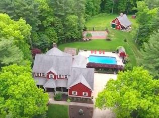 55 Fairway Dr, Bridgewater, MA 02324