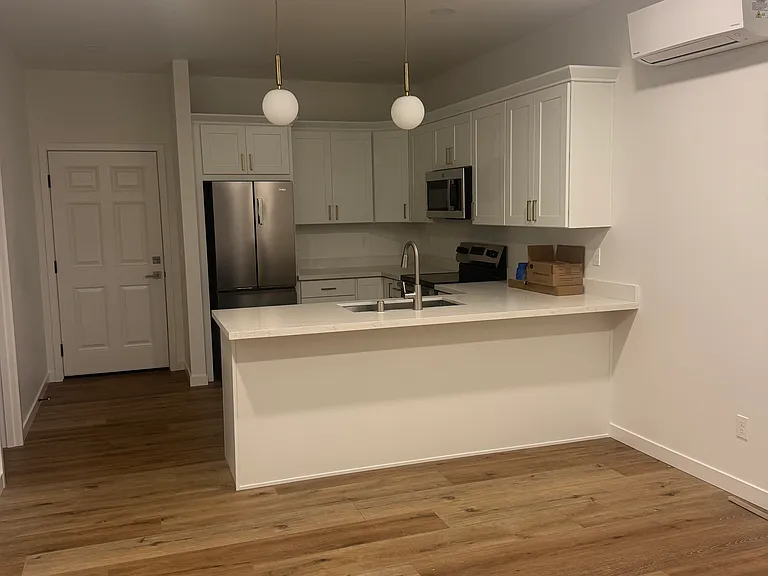 1331 Lenore Dr #B — Photo 4