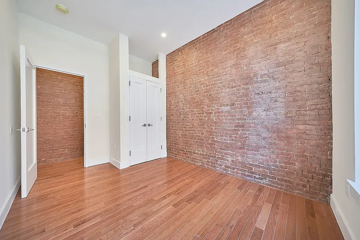 516 West 156th Street — Photo 3