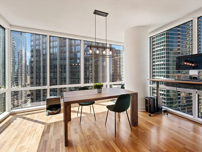 505 N McClurg Ct #2306 — Photo 8