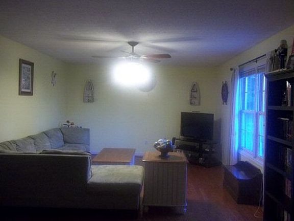 5th image of 210 Augusta Cir