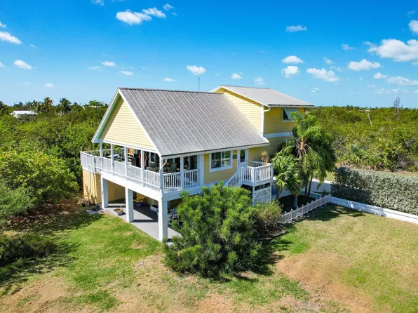 30590 14th St, Big Pine Key, FL 33043