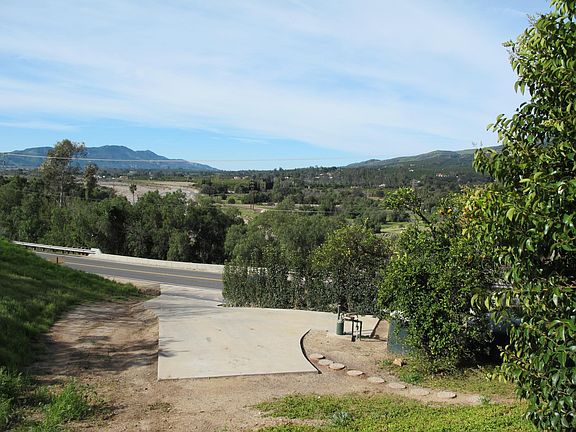 Private driveway plus view