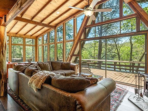 4th image of 121 Innsbrook Pines Dr