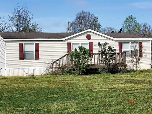 915 Halls Bridge Rd, Campobello, SC 29322