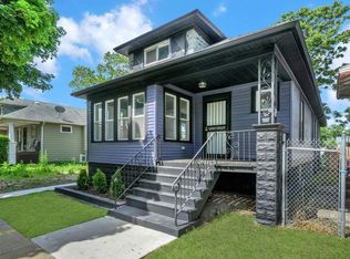 10042 S Lafayette Ave, Chicago, IL 60628