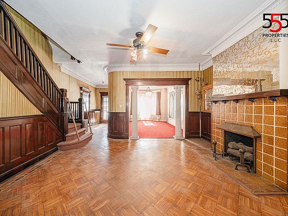 2nd image of 1343 Carroll St Unit 1