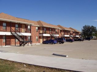 1128 Spurlock Rd, Nederland, TX 77627