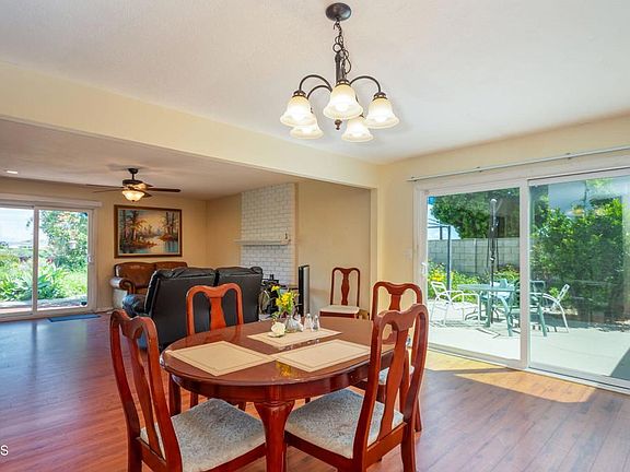 2nd image of 1074 Colina Vis
