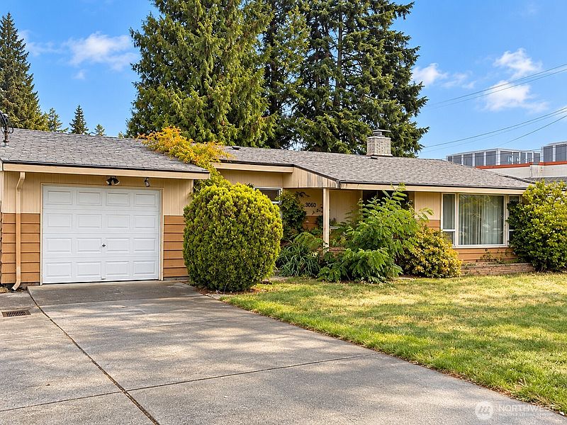 2nd image of 3060 S 154th Street