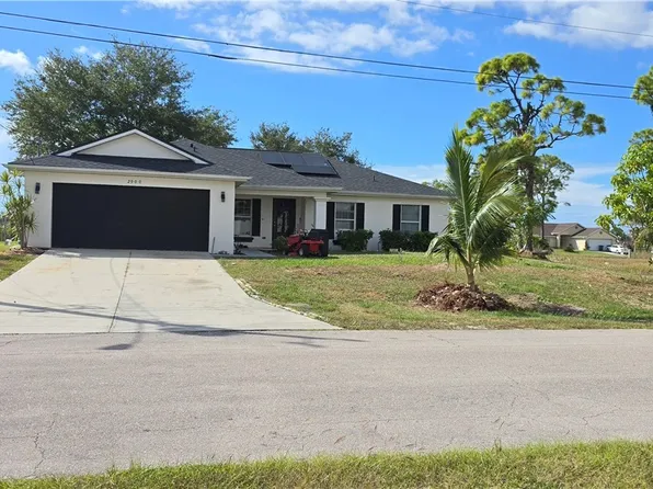 2900 NW 19th Pl, Cape Coral, FL 33993