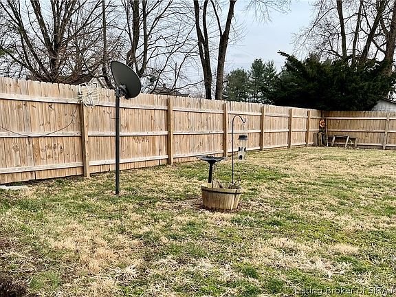 2nd image of 10537 N Reynolds Road