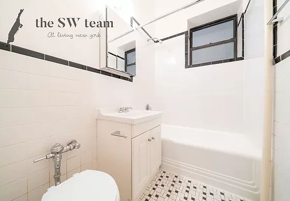 4th image of 78 Manhattan Ave APT 1M