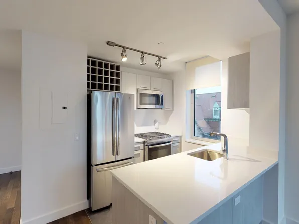801 Amsterdam Avenue image 1 of 9