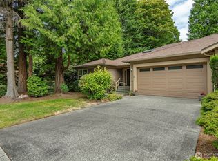 9052 Gleneagle Dr #19, Blaine, WA 98230