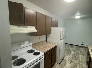 1507 11th Ave NE #13, Jamestown, ND 58401