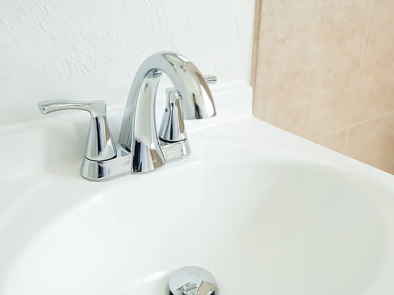 The Vintage at Mesta Park — Photo 26