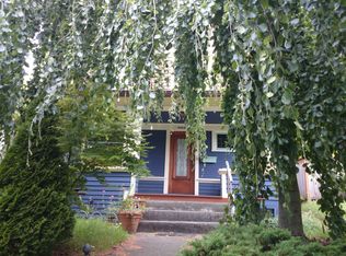 7049 22nd Ave NW, Seattle, WA 98117