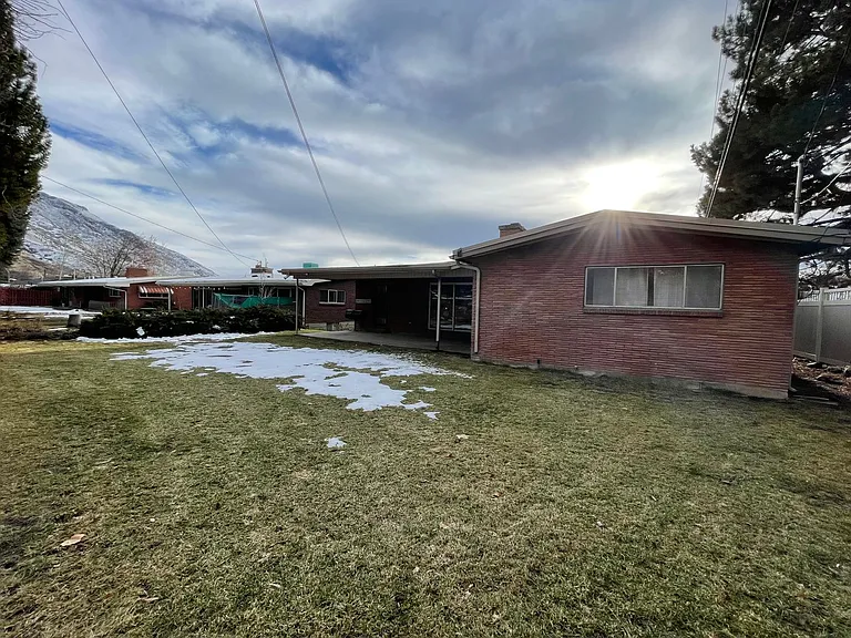1124 Birch Ln — Photo 49