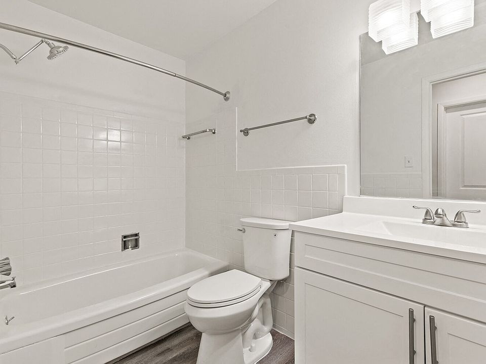 26322 Westphal St # 2-102, photo 25
