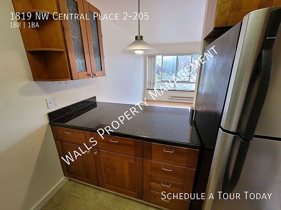 3rd image of 1819 NW Central Pl #2205