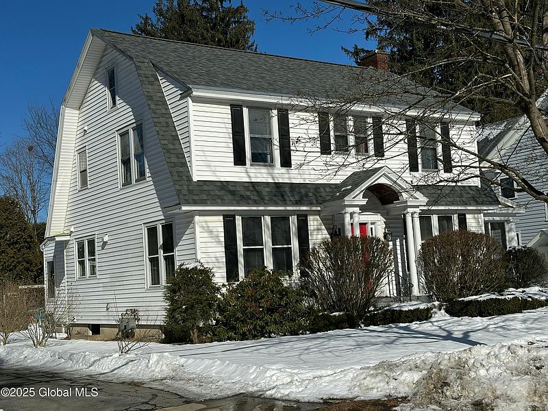 4th image of 241/243 Caroline Street
