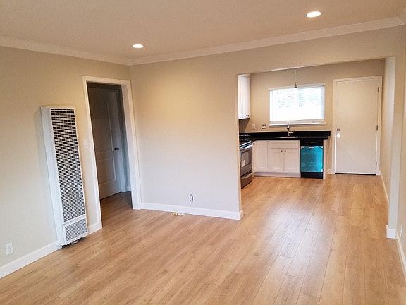 3rd image of 2806 Marina Blvd APT 2