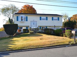 4 Impala Dr, Centereach, NY 11720