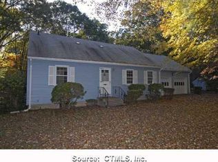 2 Frog Hollow Rd, East Lyme, CT 06333