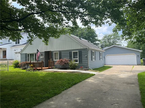 3504 Stoughton Rd, Erie, PA 16506