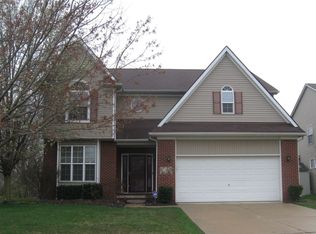 6120 Treetops Dr, Romulus, MI 48174