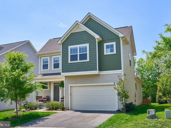 805 Pencoast Dr, Purcellville, VA 20132